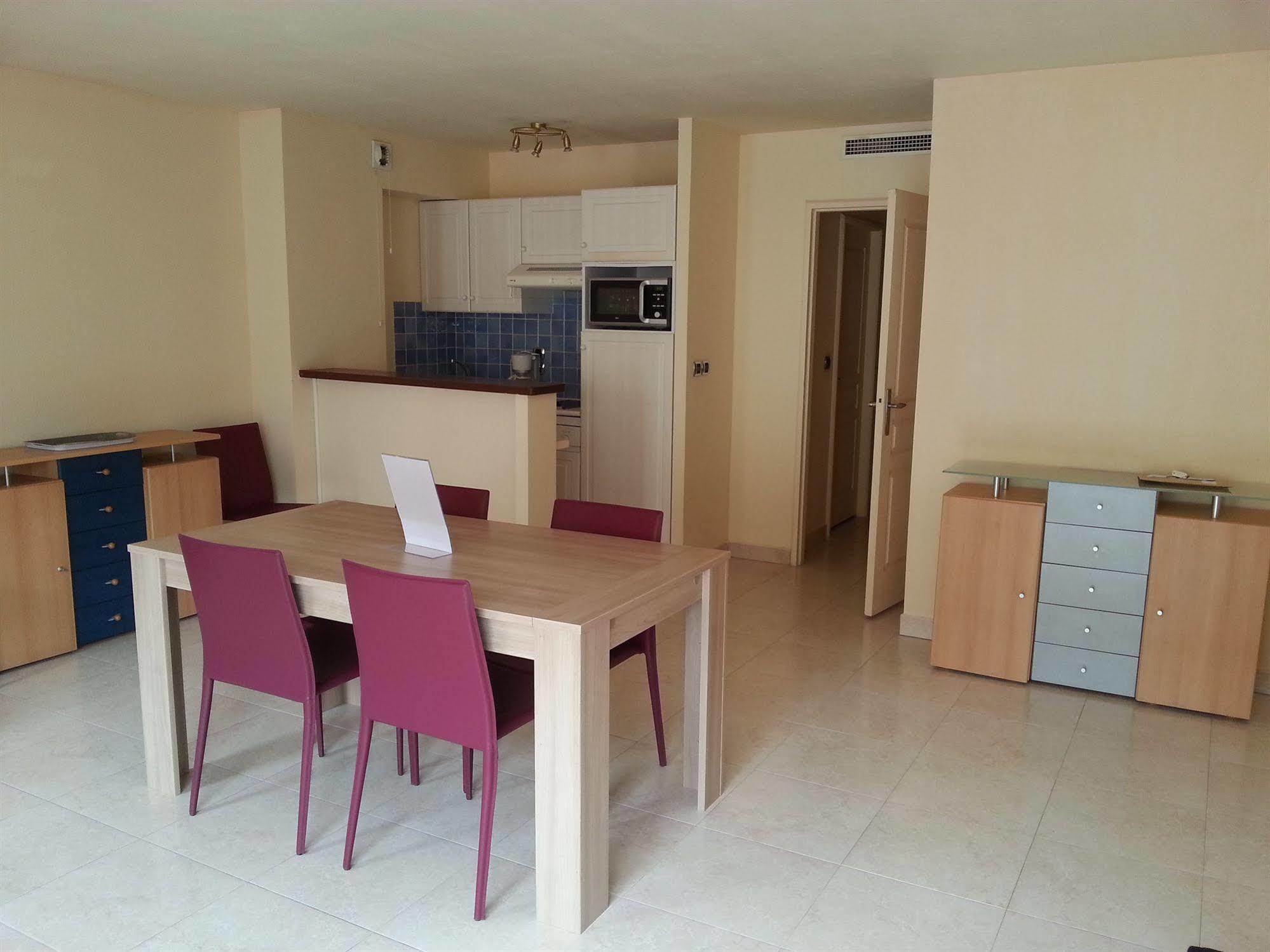 Residences Les Venitiennes Saint-Raphael  Bagian luar foto