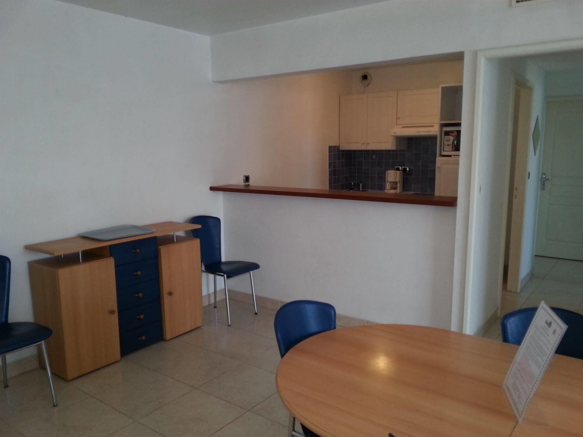 Residences Les Venitiennes Saint-Raphael  Bagian luar foto